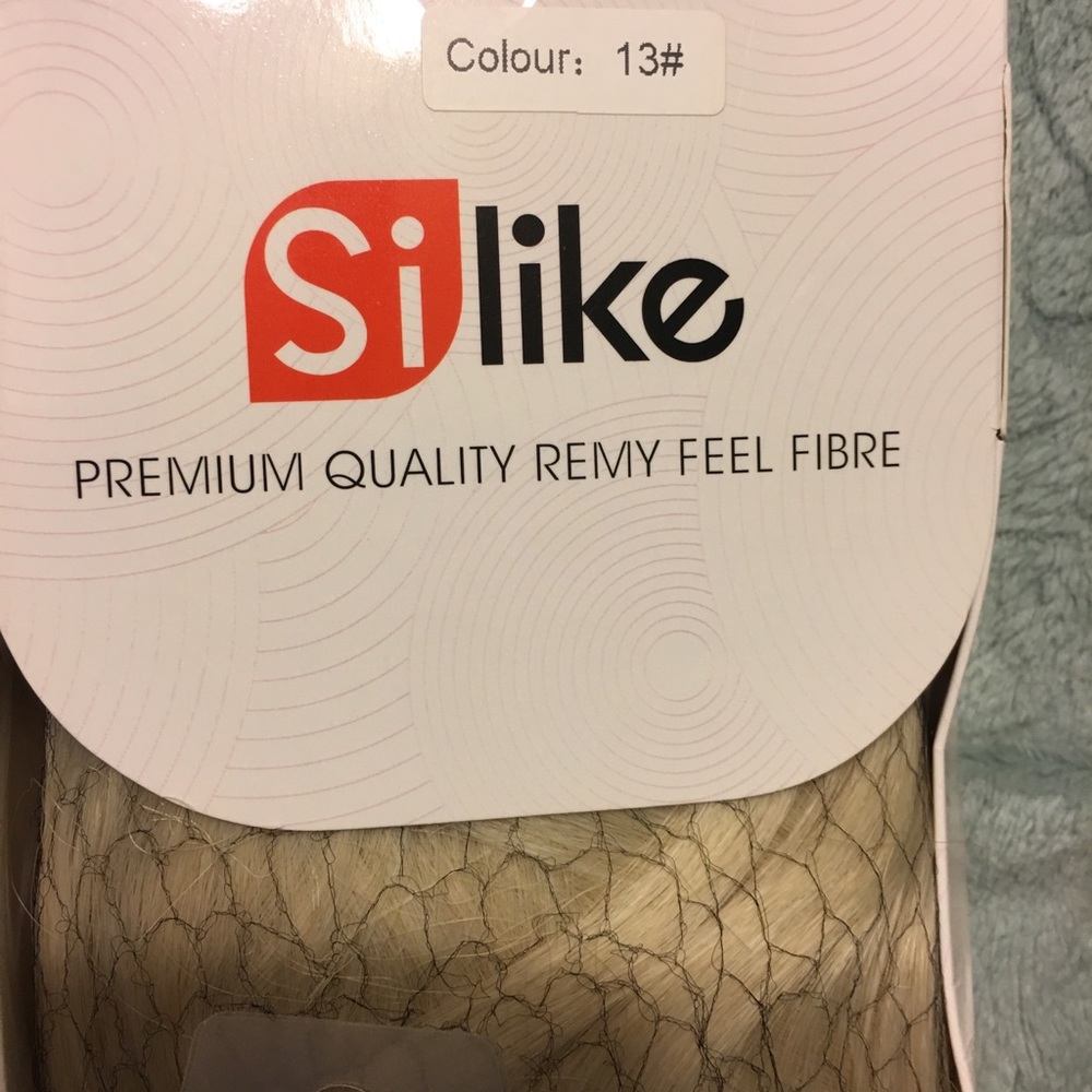 Hair extensions - Picture 3 of 5